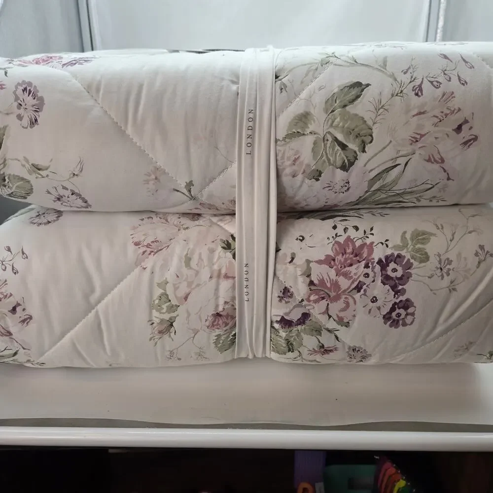 NEW Cabbages & Roses Constance Purple Pink Queen Comforter 3pc Set Cottage PEONY